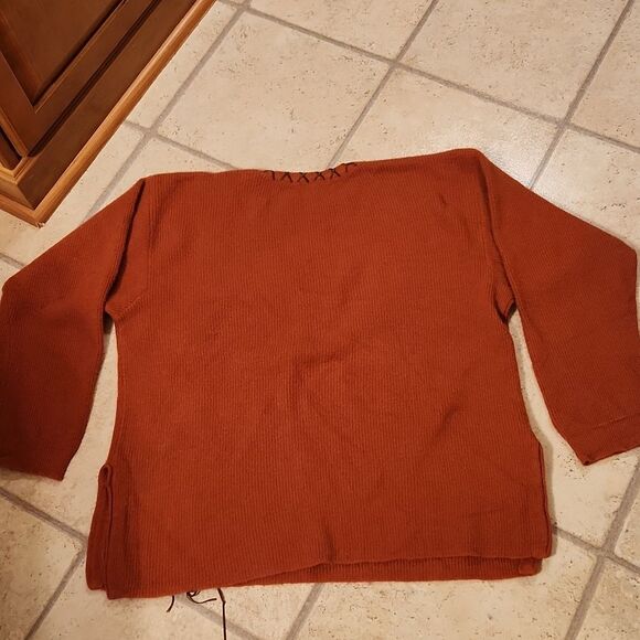 Finisterre Patagonia Women's Rust Orange Sweater w/ Brown Tie Details Size XL - Picture 7 of 8